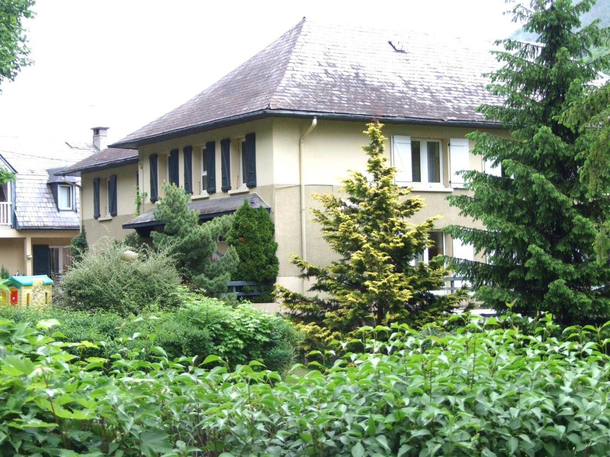 Hotel Du Val D'Aure Cadéac Exterior photo