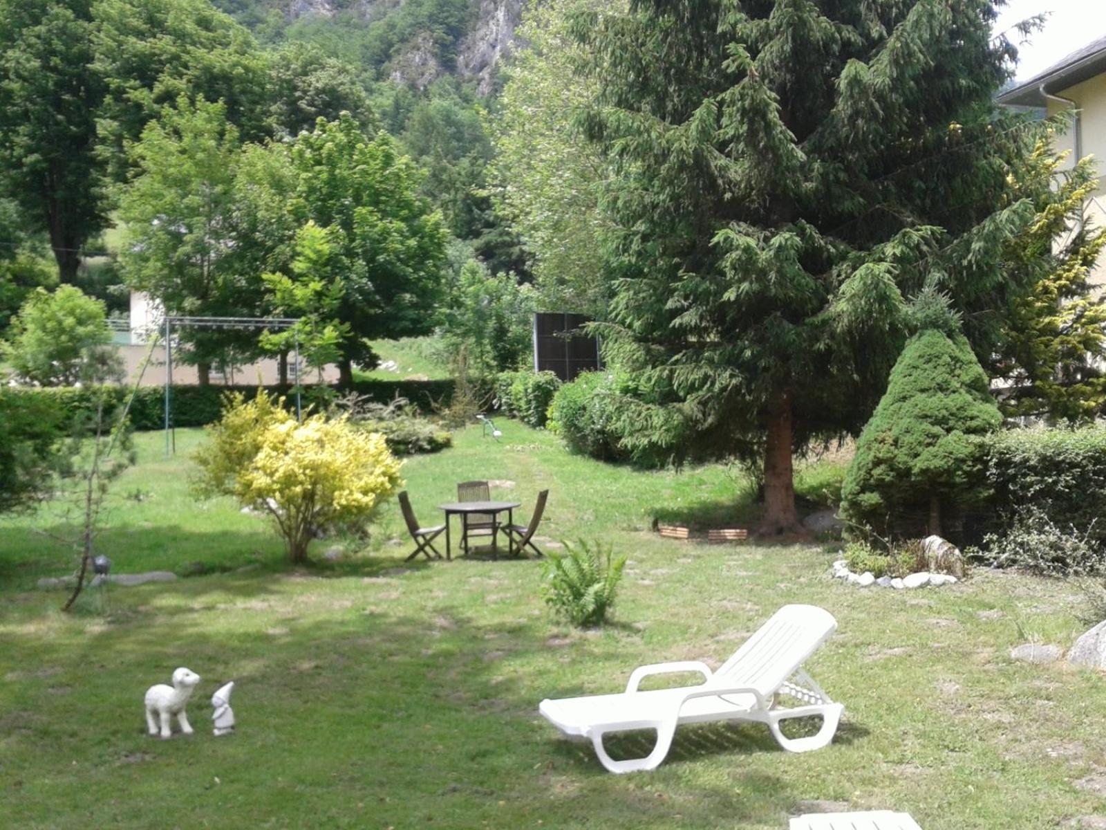 Hotel Du Val D'Aure Cadéac Exterior photo