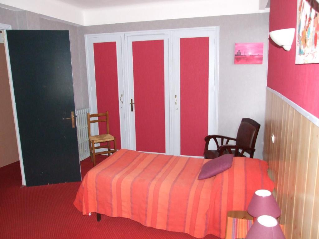 Hotel Du Val D'Aure Cadéac Room photo