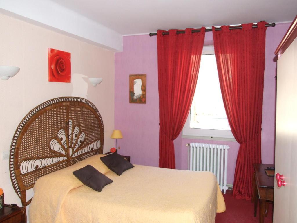 Hotel Du Val D'Aure Cadéac Room photo