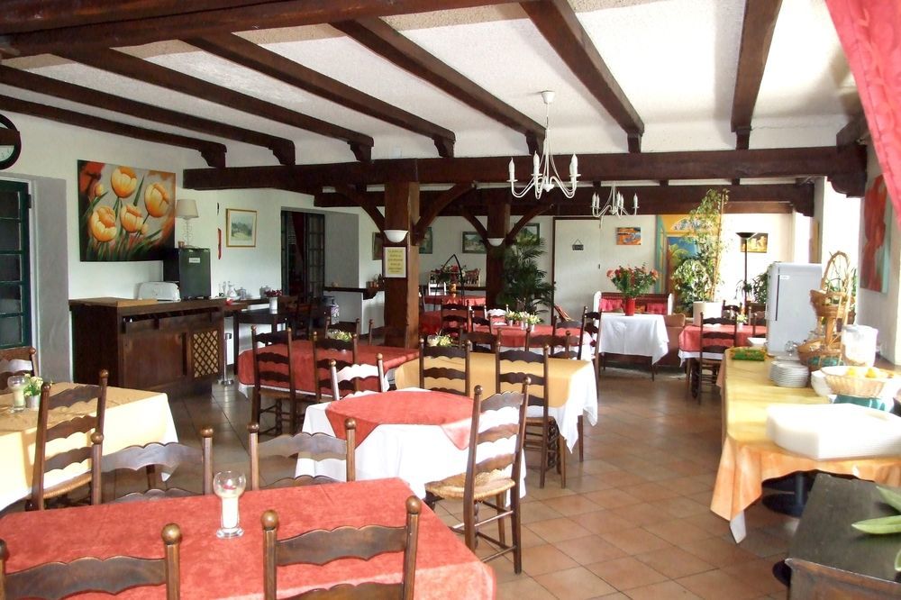 Hotel Du Val D'Aure Cadéac Exterior photo
