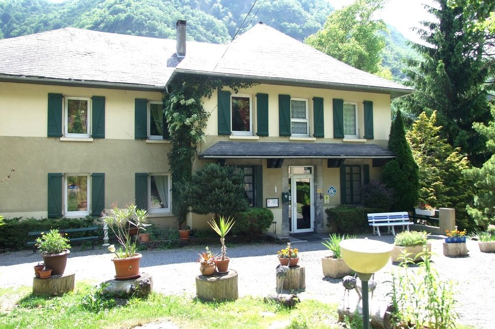 Hotel Du Val D'Aure Cadéac Exterior photo